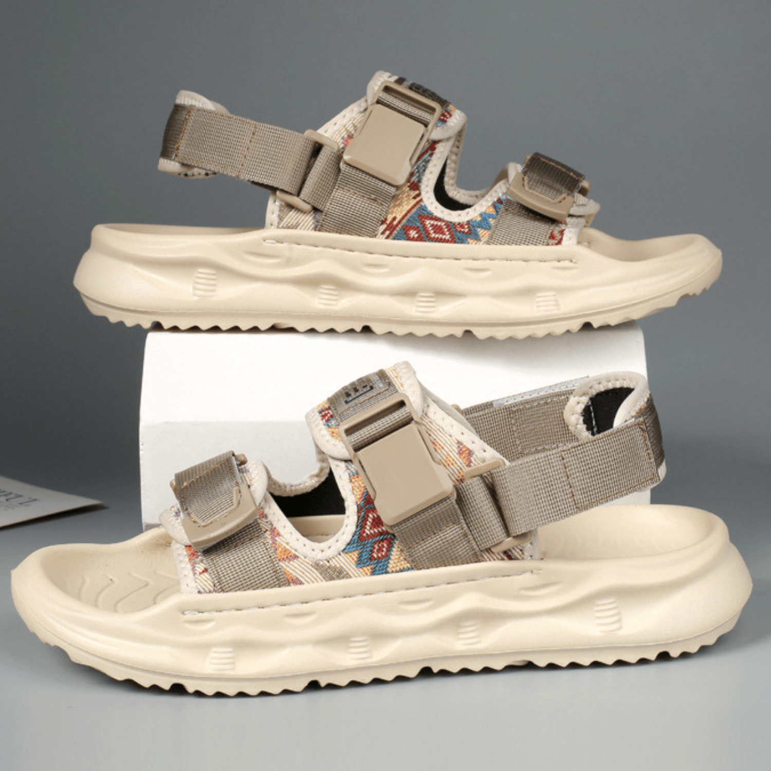 Lightweight Thick-Soled Sandals