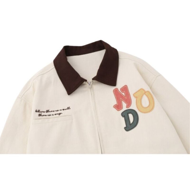 Chaqueta vintage con diseño de dopamina bordada