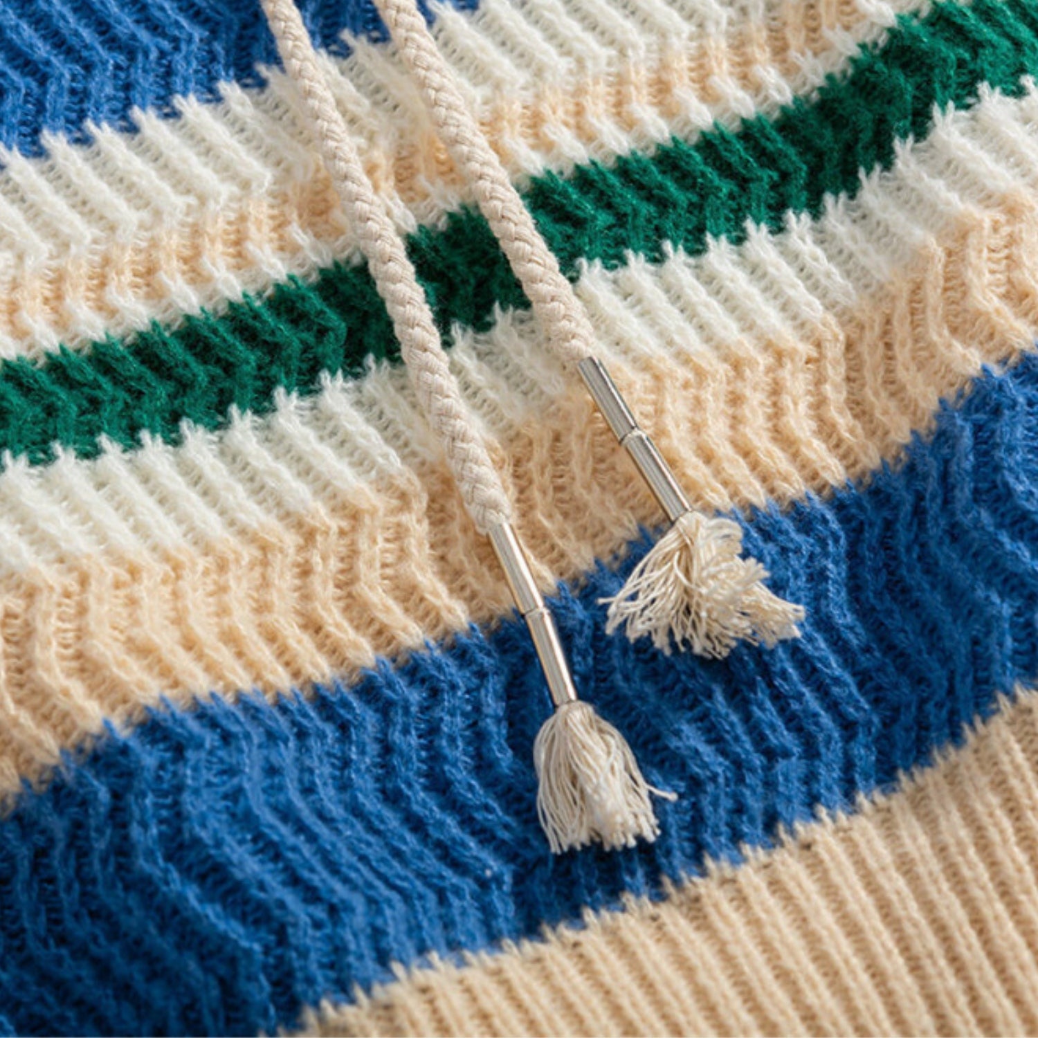 Polo-Strickpullover mit Farbblockstreifen