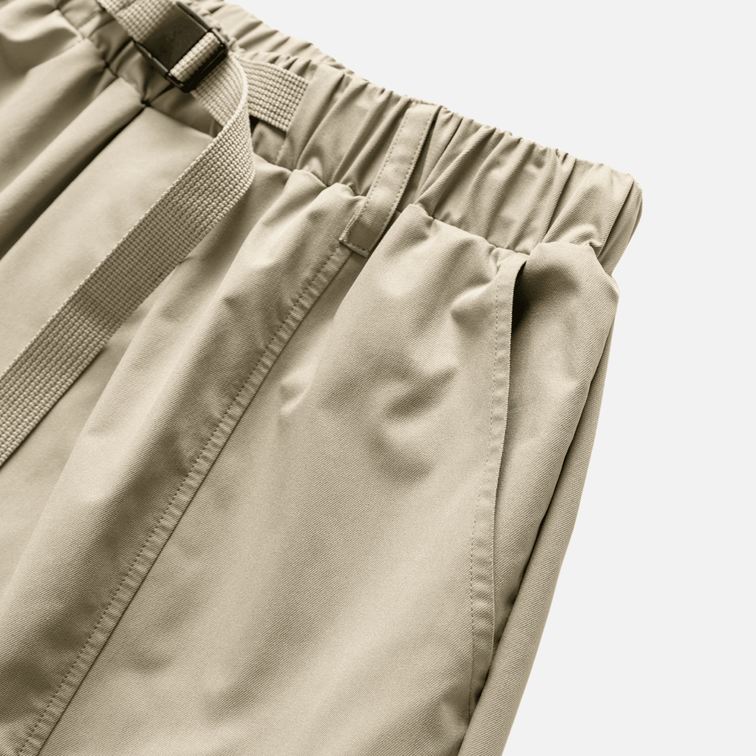 Buckle Belt Cargo Shorts