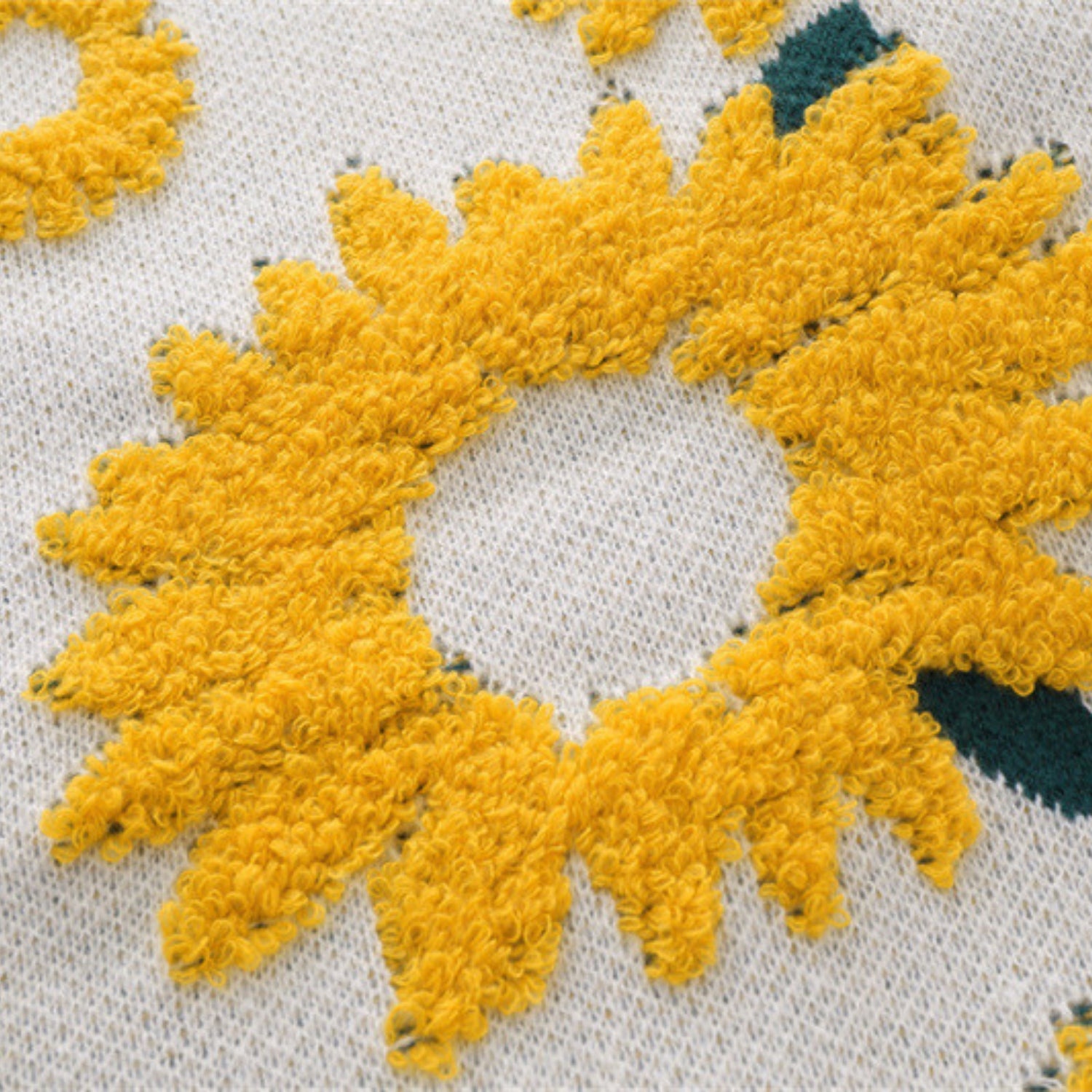 Strickpullover mit Sonnenblumenmuster-Stickerei