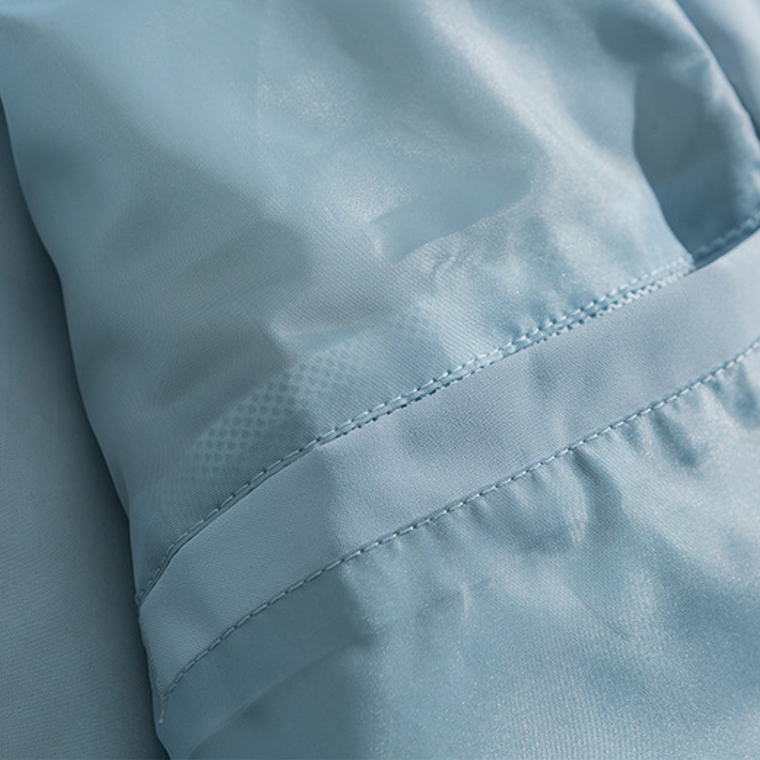 Chaqueta acolchada con mangas a rayas