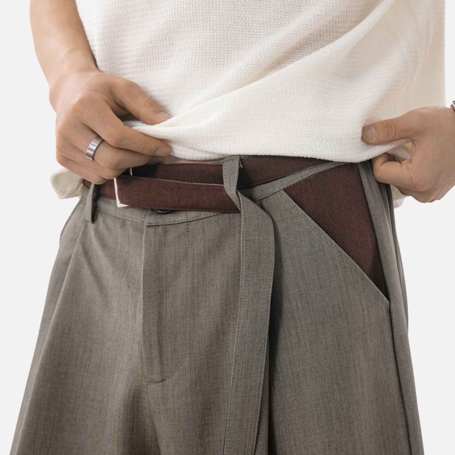 Clean-Fit Tailored Shorts