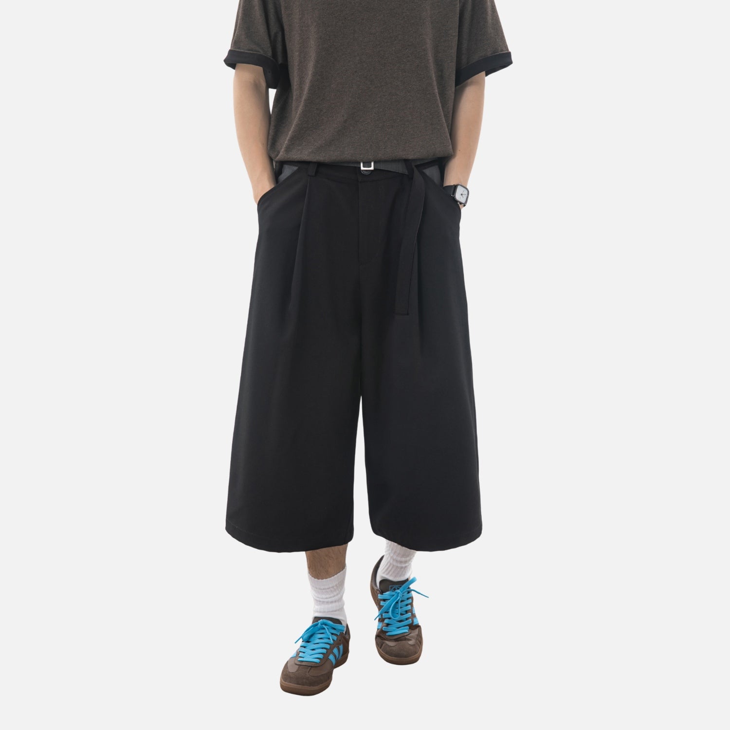 Clean-Fit Tailored Shorts