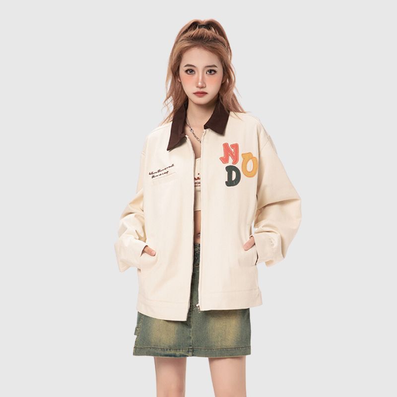 Chaqueta vintage con diseño de dopamina bordada