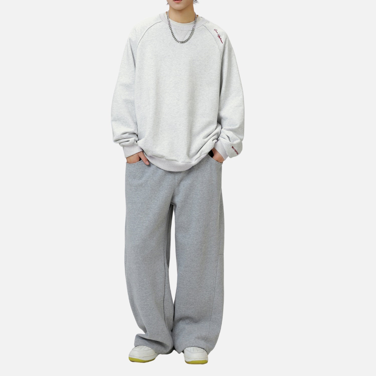 400G Colorblock Embroidered Sweatshirt