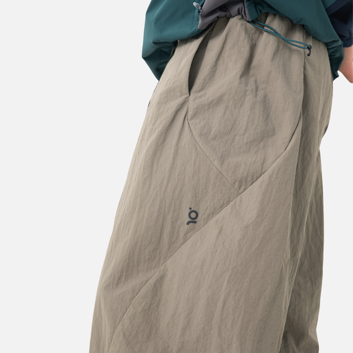Segmented Adjustable Belt Cargo Pants