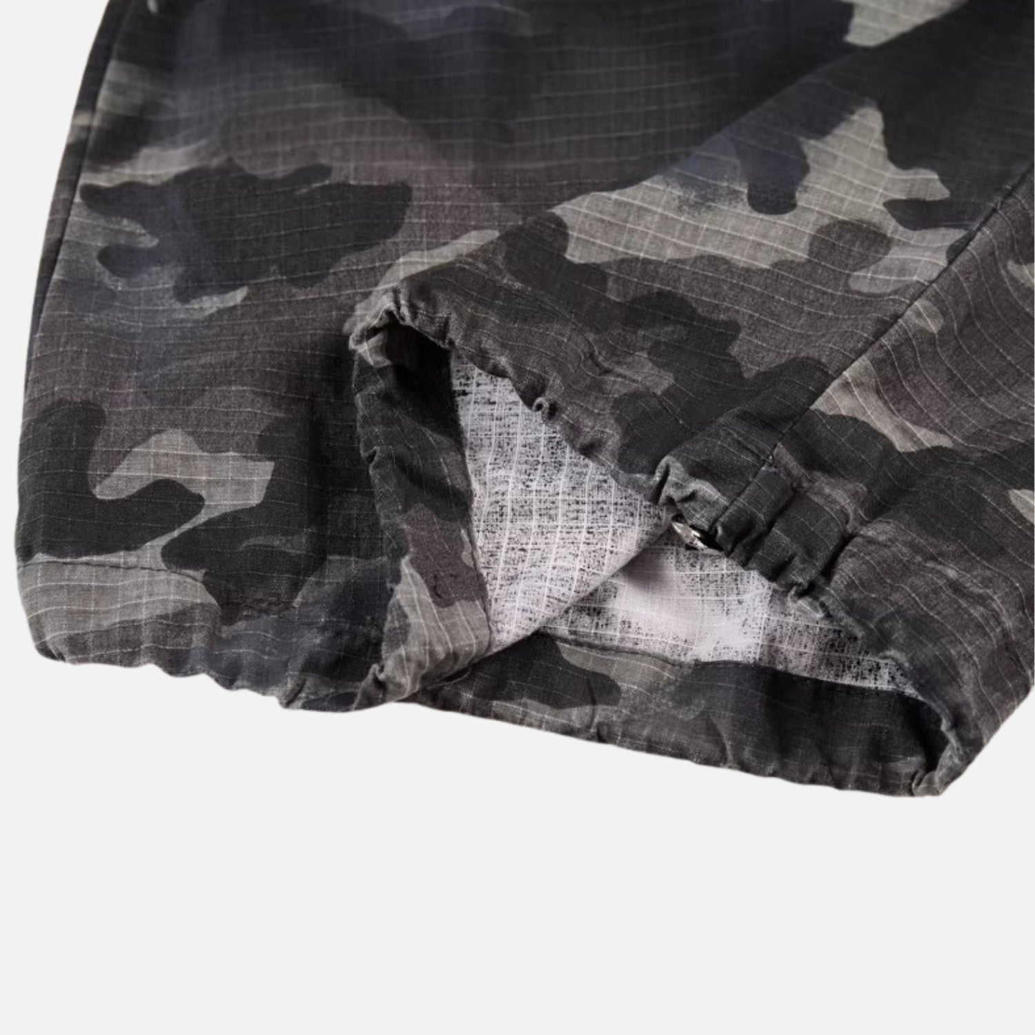 Pantalons camouflage à jambe large