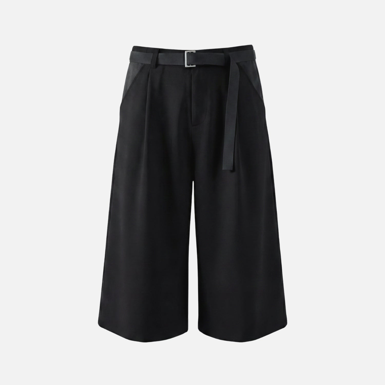 Clean-Fit Tailored Shorts