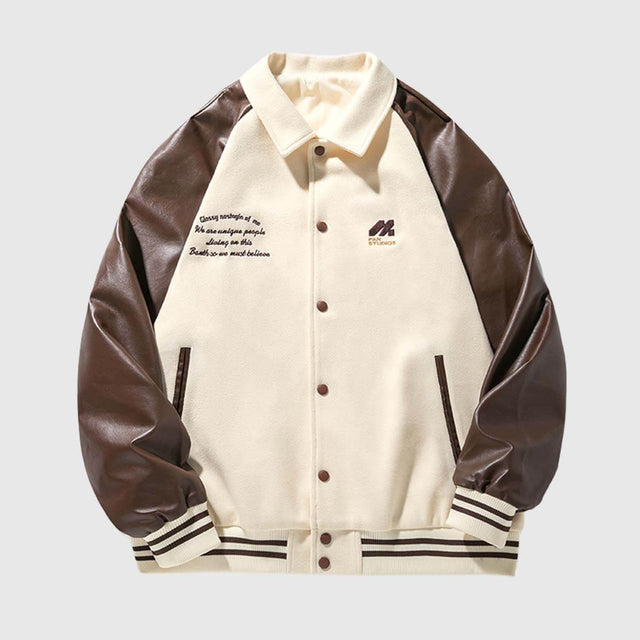 Chaqueta universitaria vintage de cuero sintético