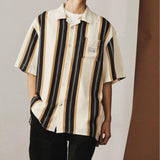 Camisa de diseño de rayas vintage