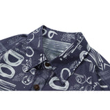 Camiseta con estampado completo de grafiti