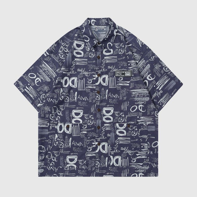 Camiseta con estampado completo de grafiti