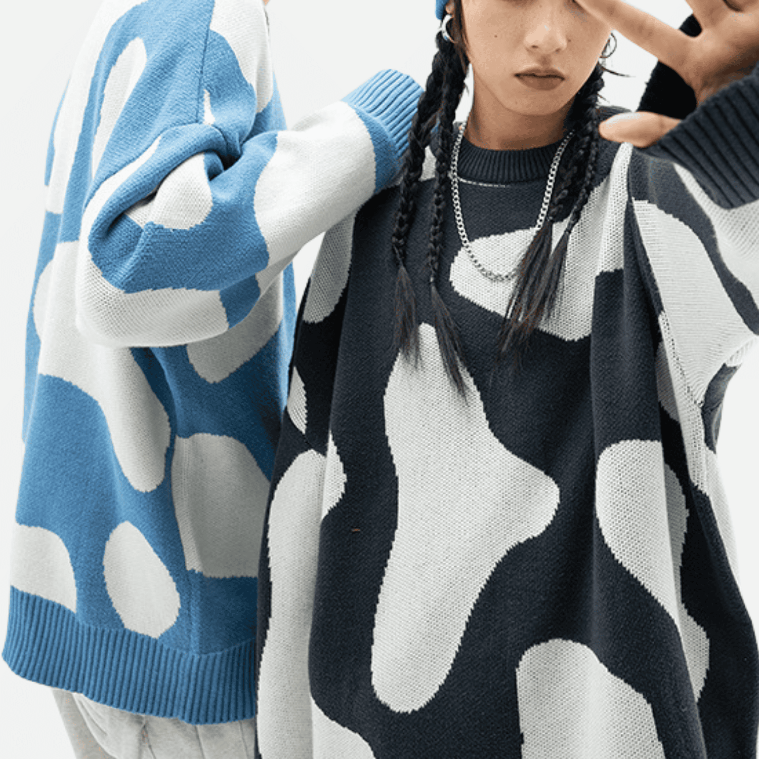 Suéter con bloques de color y estampado de vaca