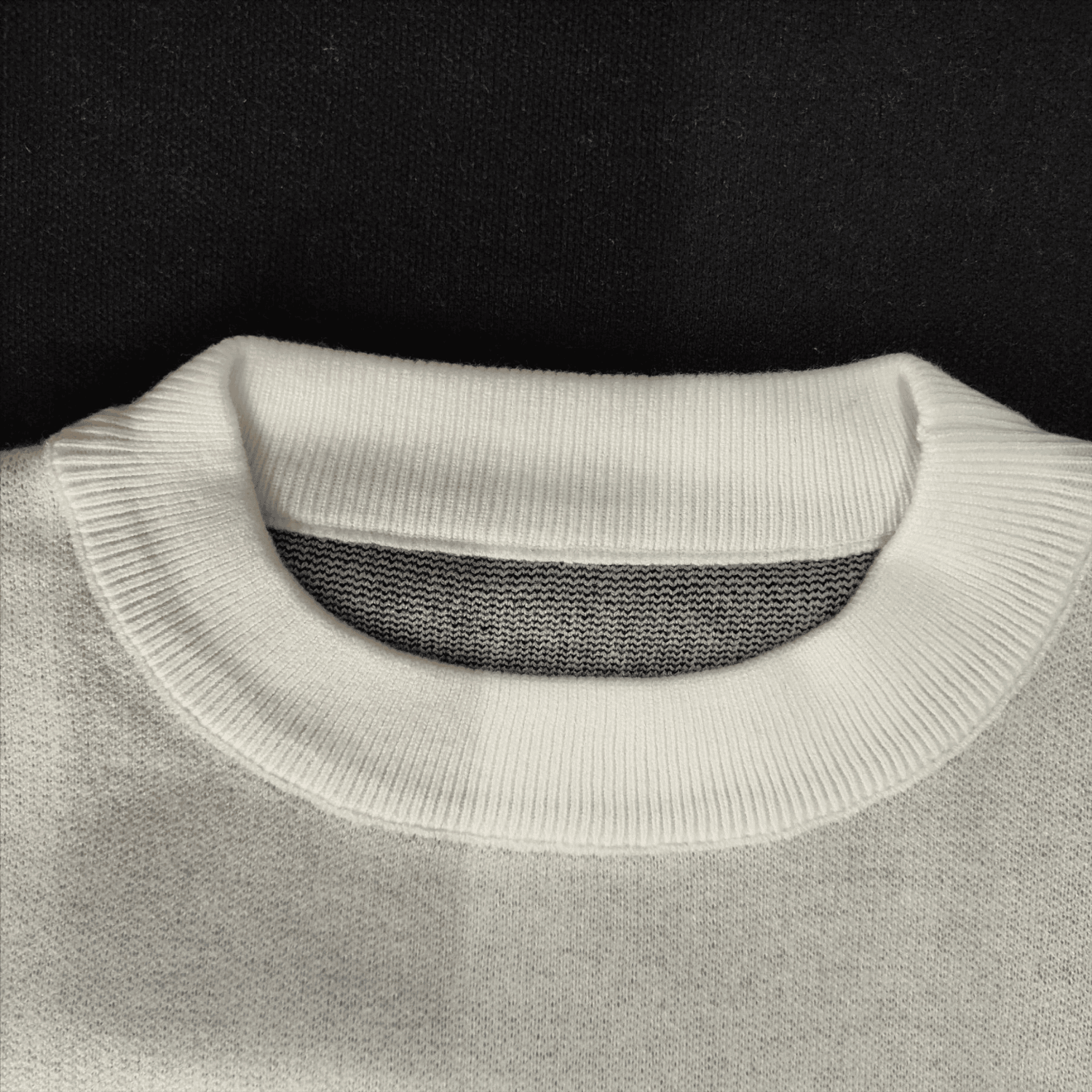 Pullover mit Skelett-Print