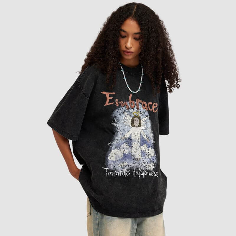Camiseta con estampado de ángel lavado
