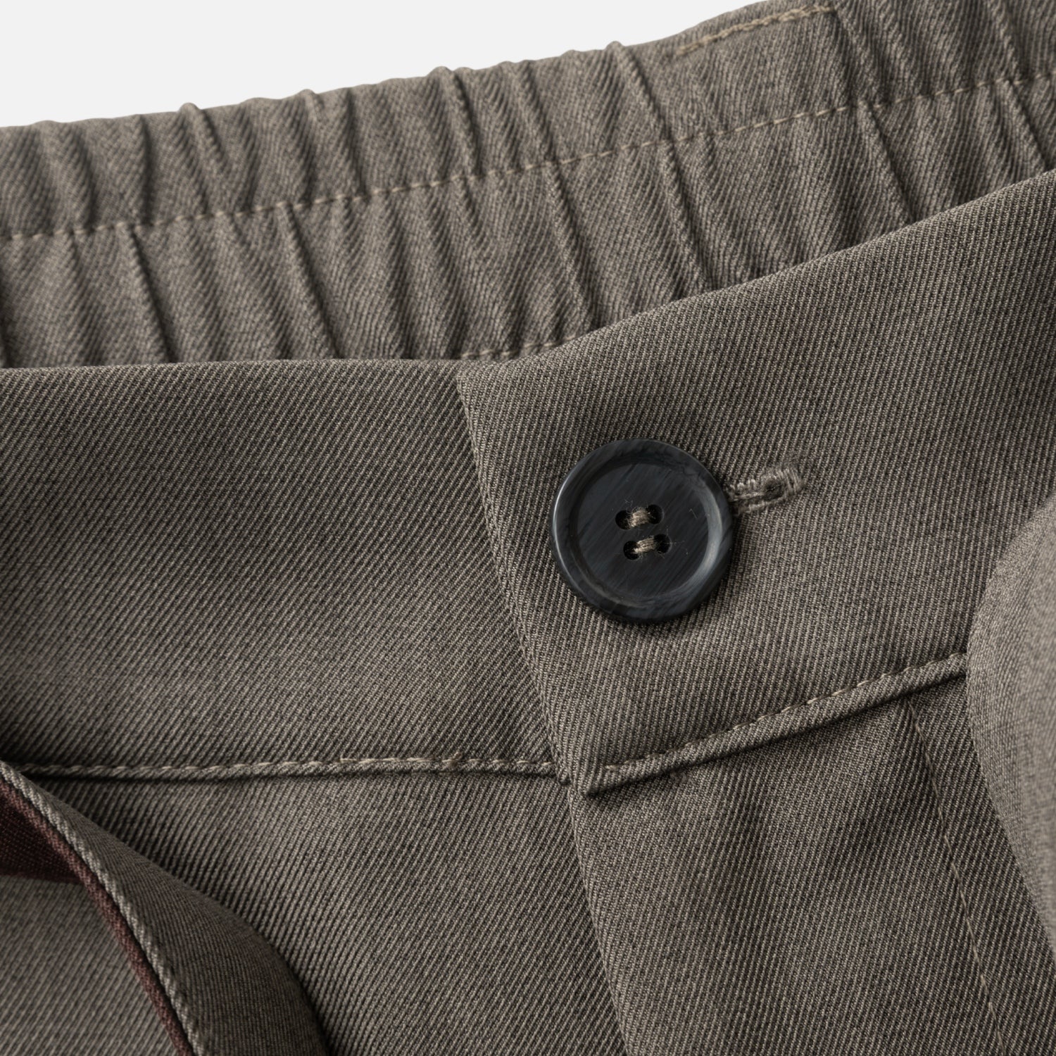 Clean-Fit Tailored Shorts