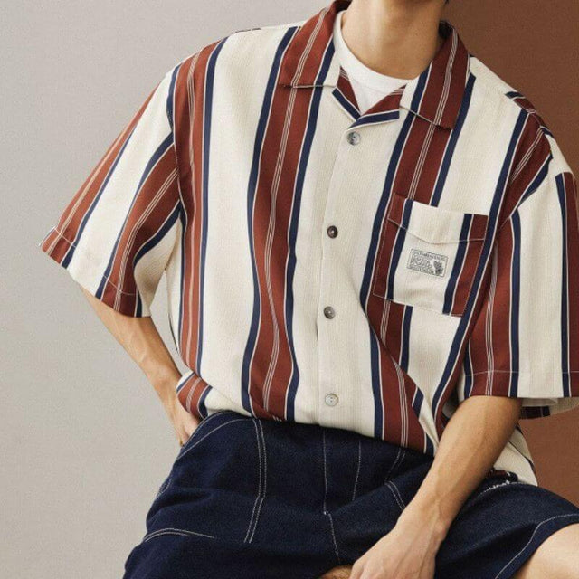Camisa de diseño de rayas vintage