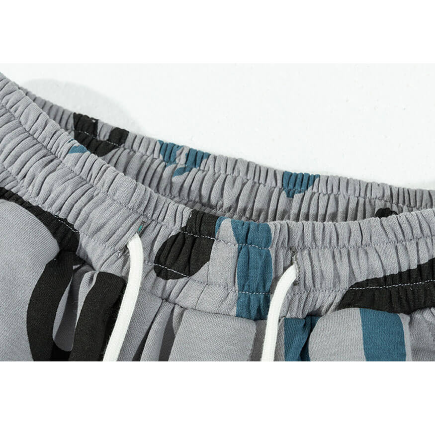Shorts mit Kordelzug und Wolkenmuster