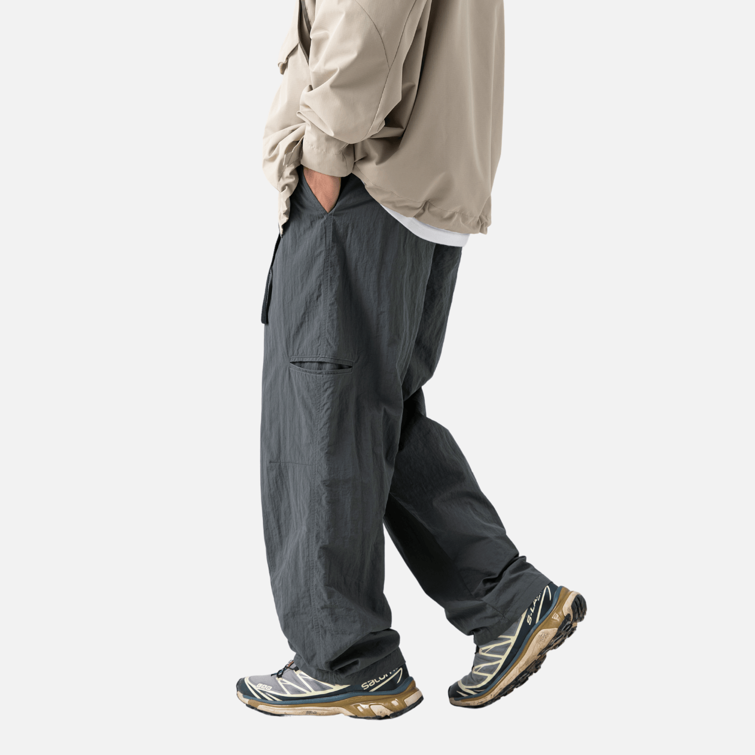 Pantalones Yamamoto con cinturón repelentes al agua