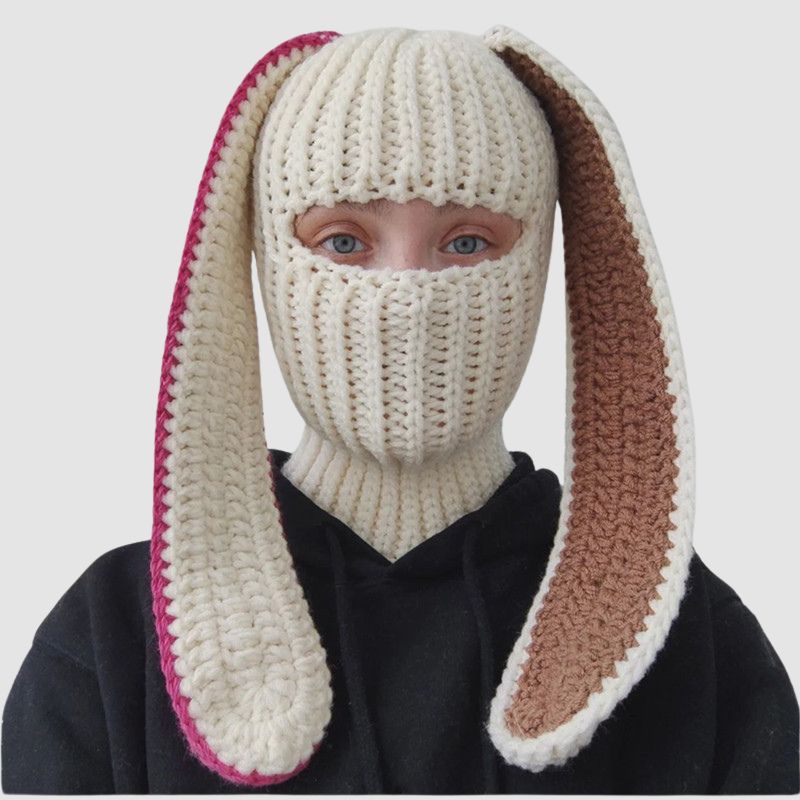 Gorro de punto con diseño de orejas de conejo