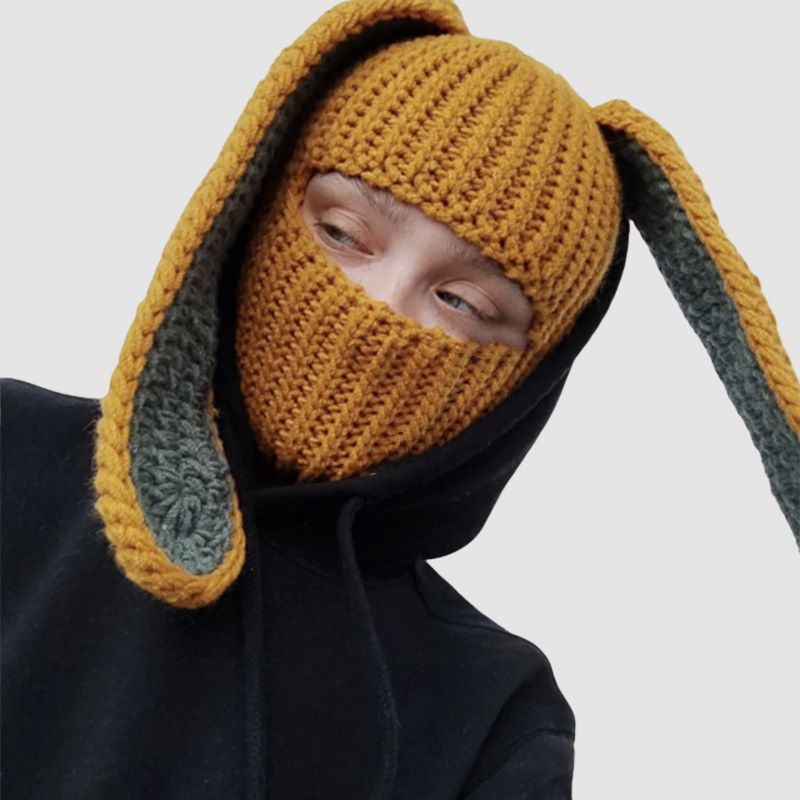 Gorro de punto con diseño de orejas de conejo