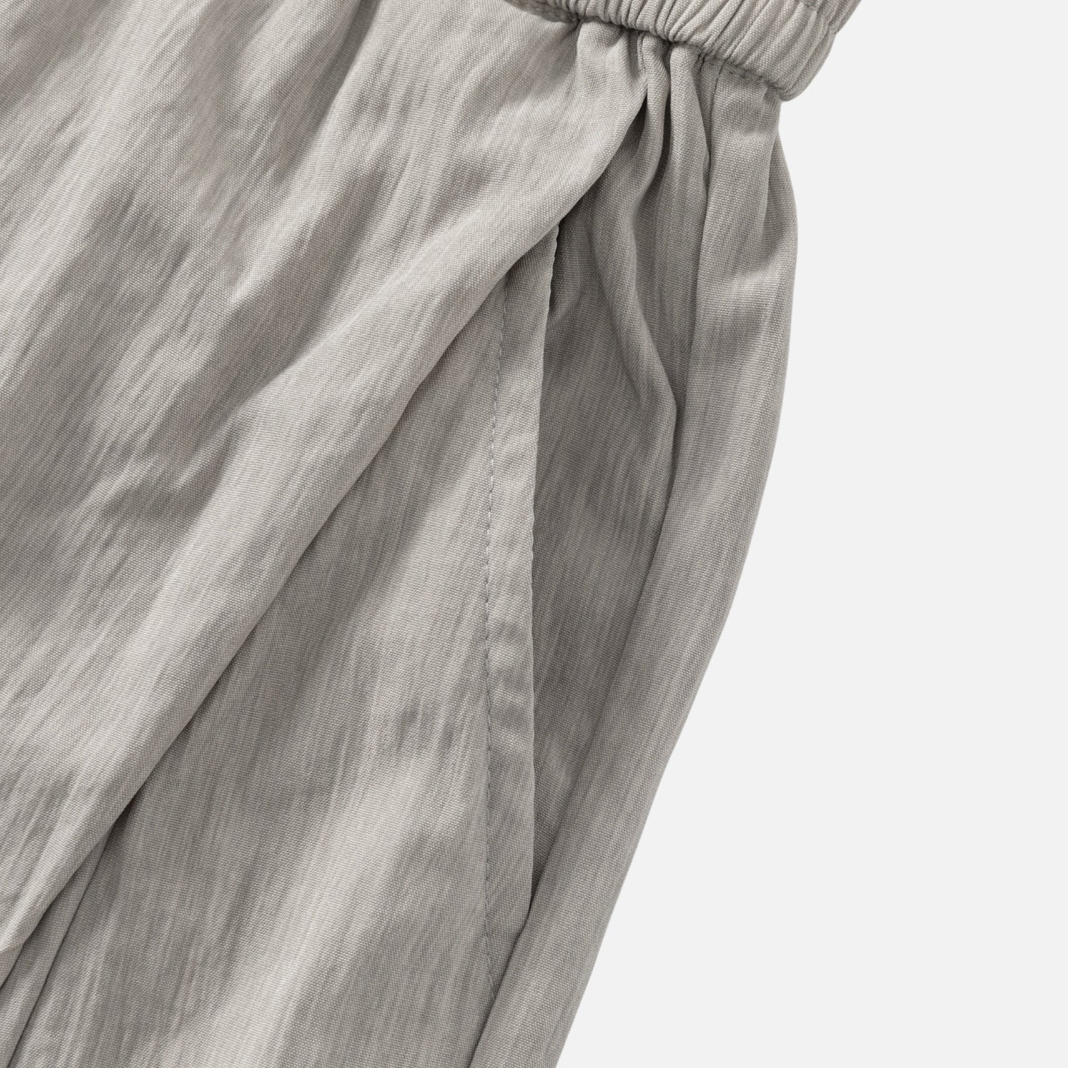 Pantalones cortos entallados plisados Clean-Fit