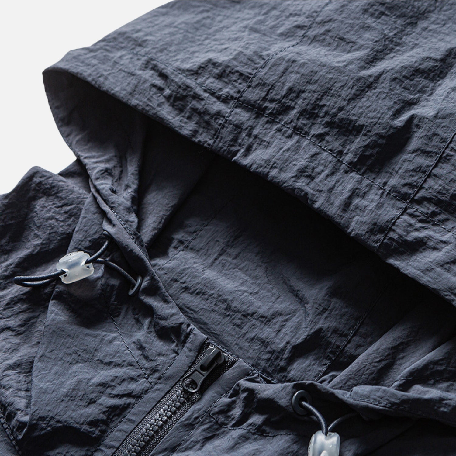 Chaqueta con Capucha Estilo Montaña