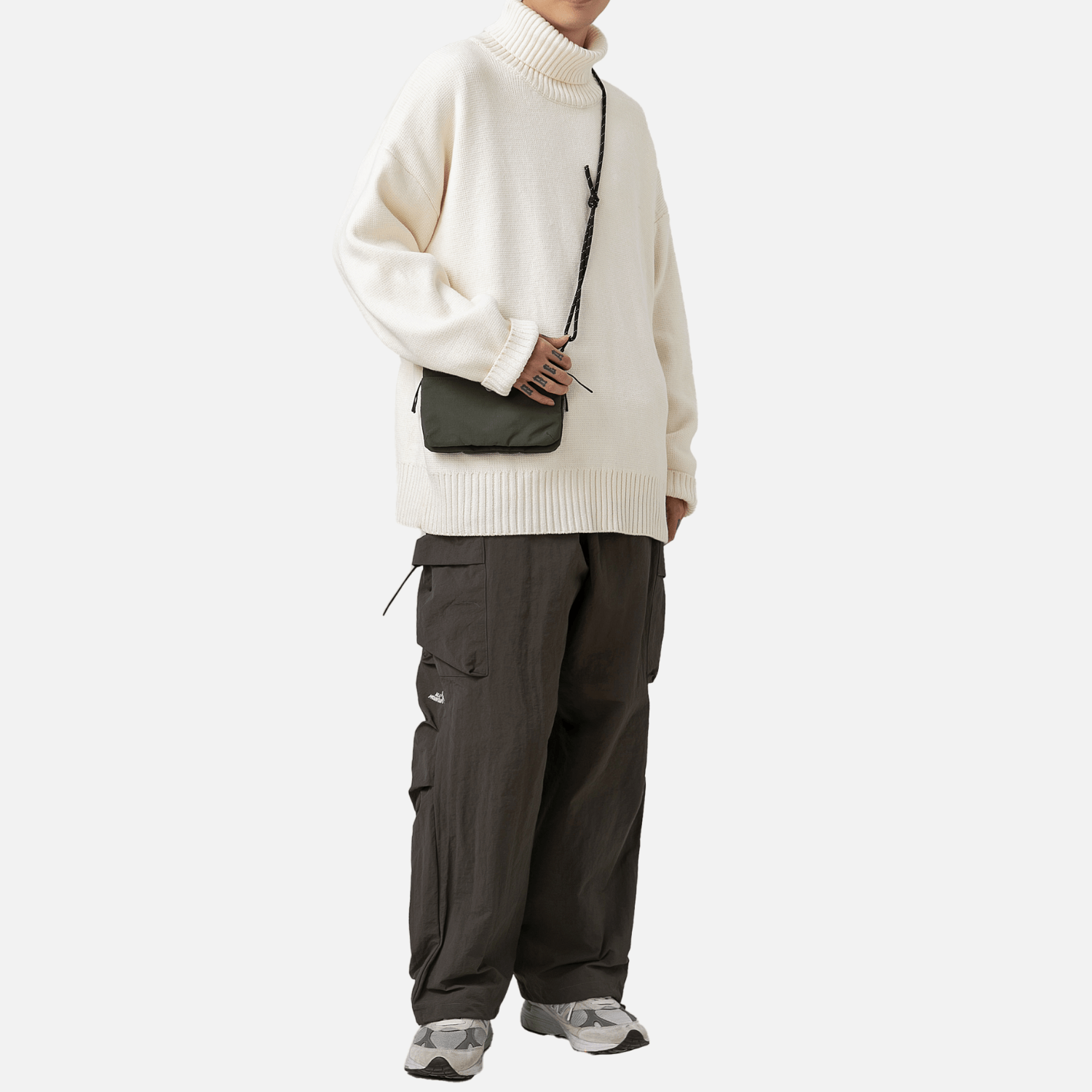 Grobstrickpullover mit Rollkragen