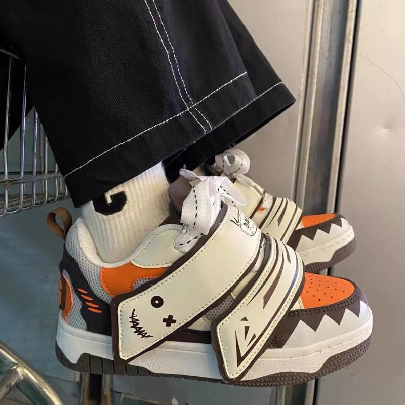 Ghost Face Sneakers mit dicker Sohle