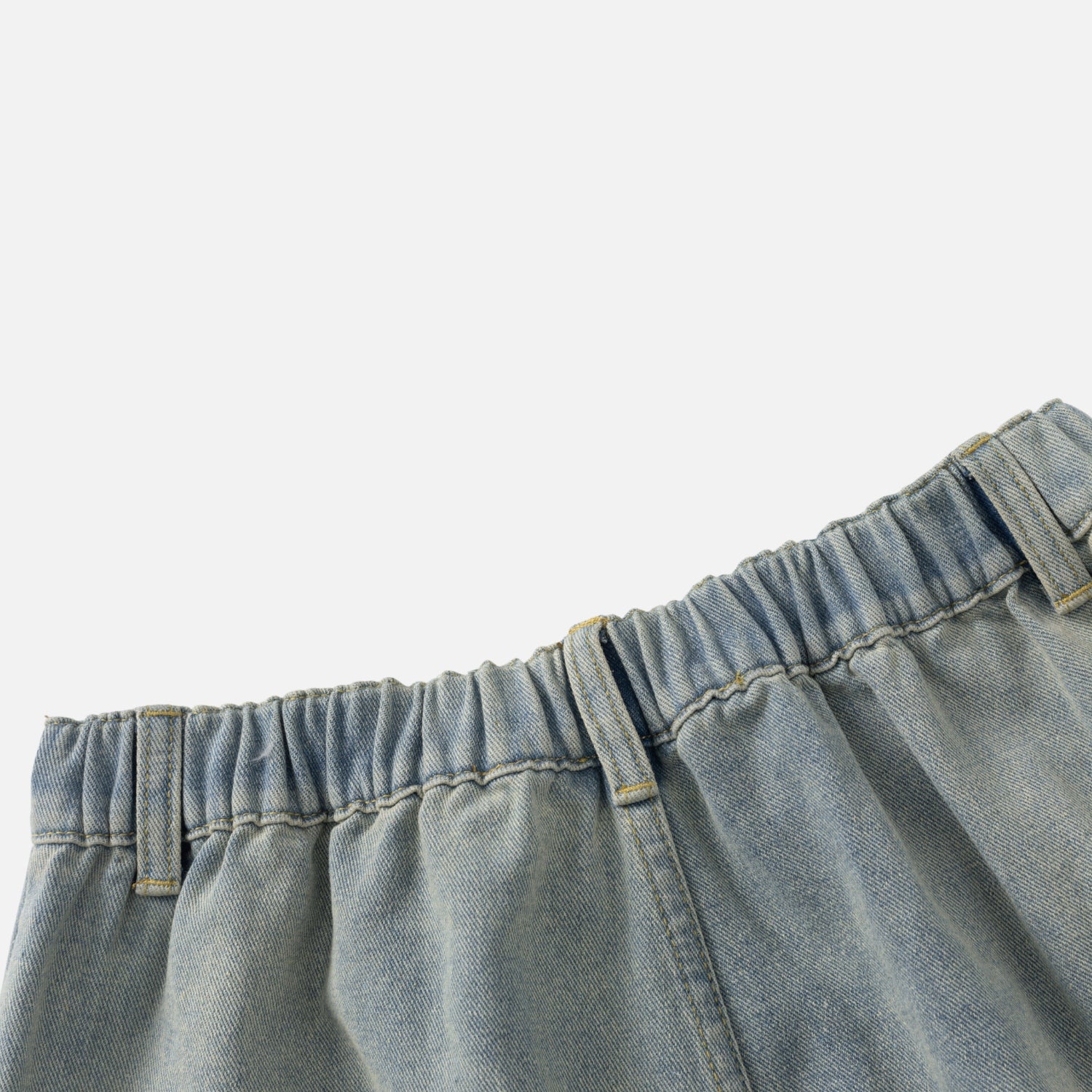 Washed Vintage Pleated Jeans