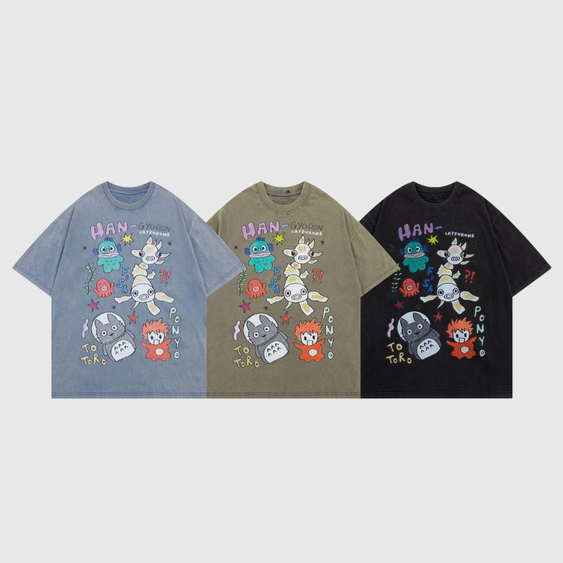 Camiseta vintage de anime lavada y desgastada