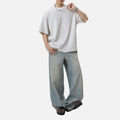 Minimalistisch gestreiftes Rundhalsshirt