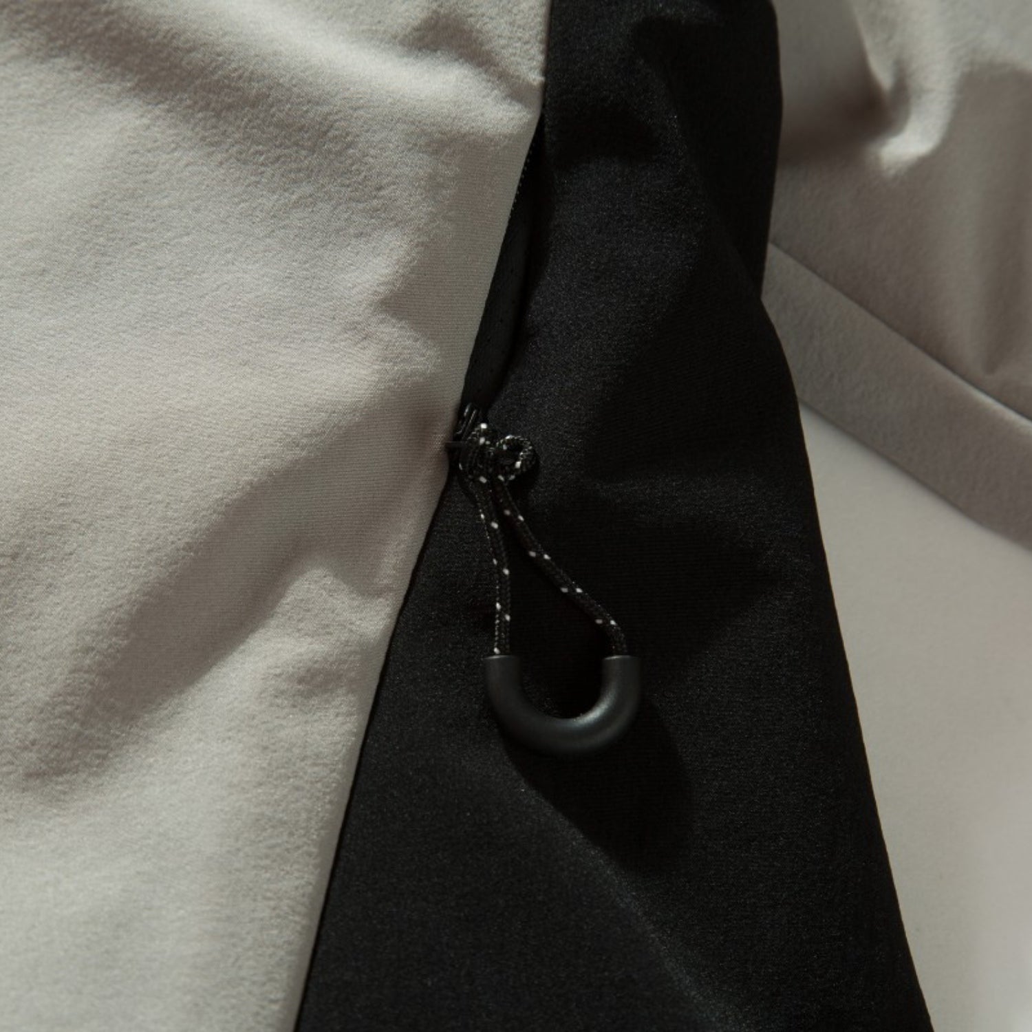 Outdoor Colorblock Raglan Sweatshirt