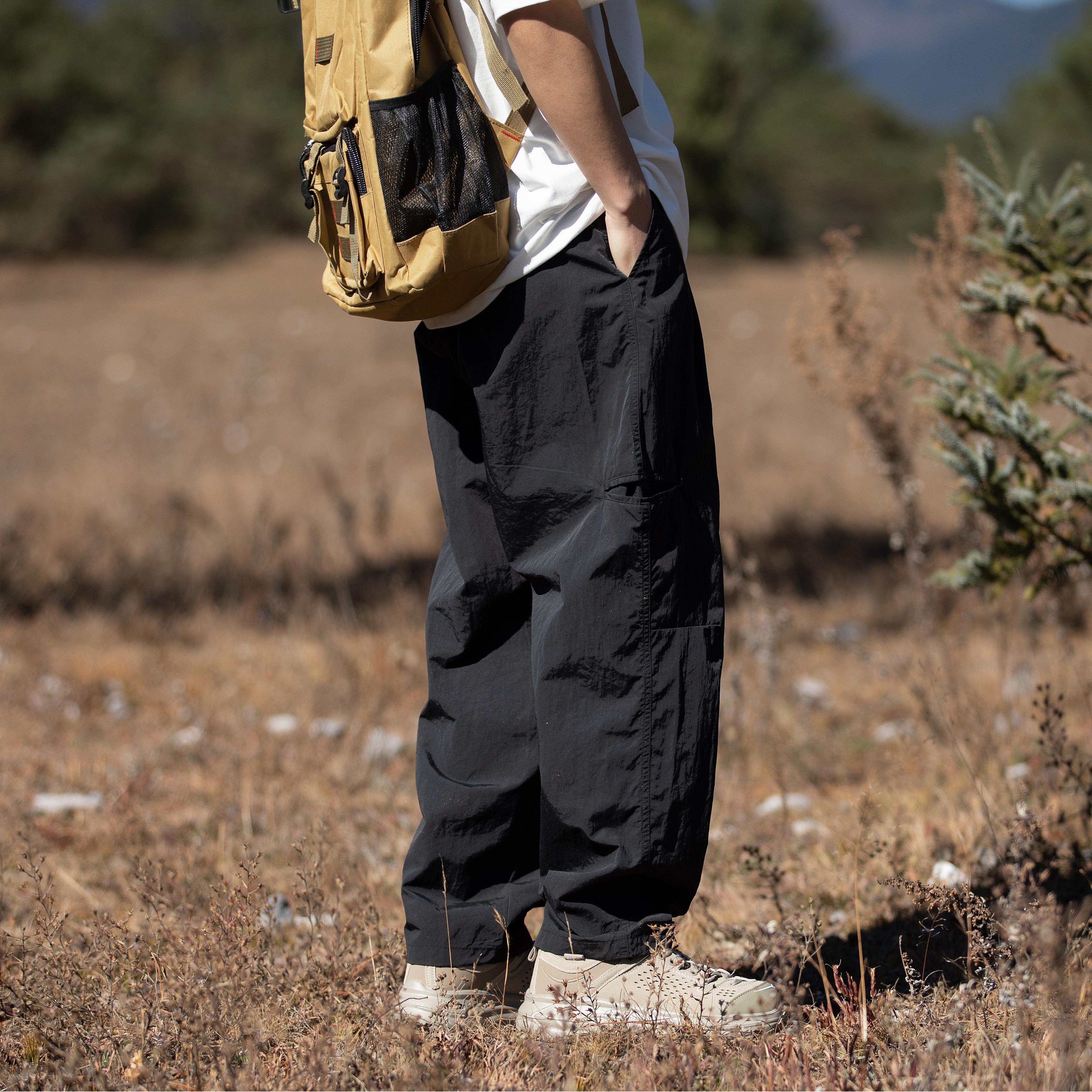 Pantalones Yamamoto con cinturón repelentes al agua