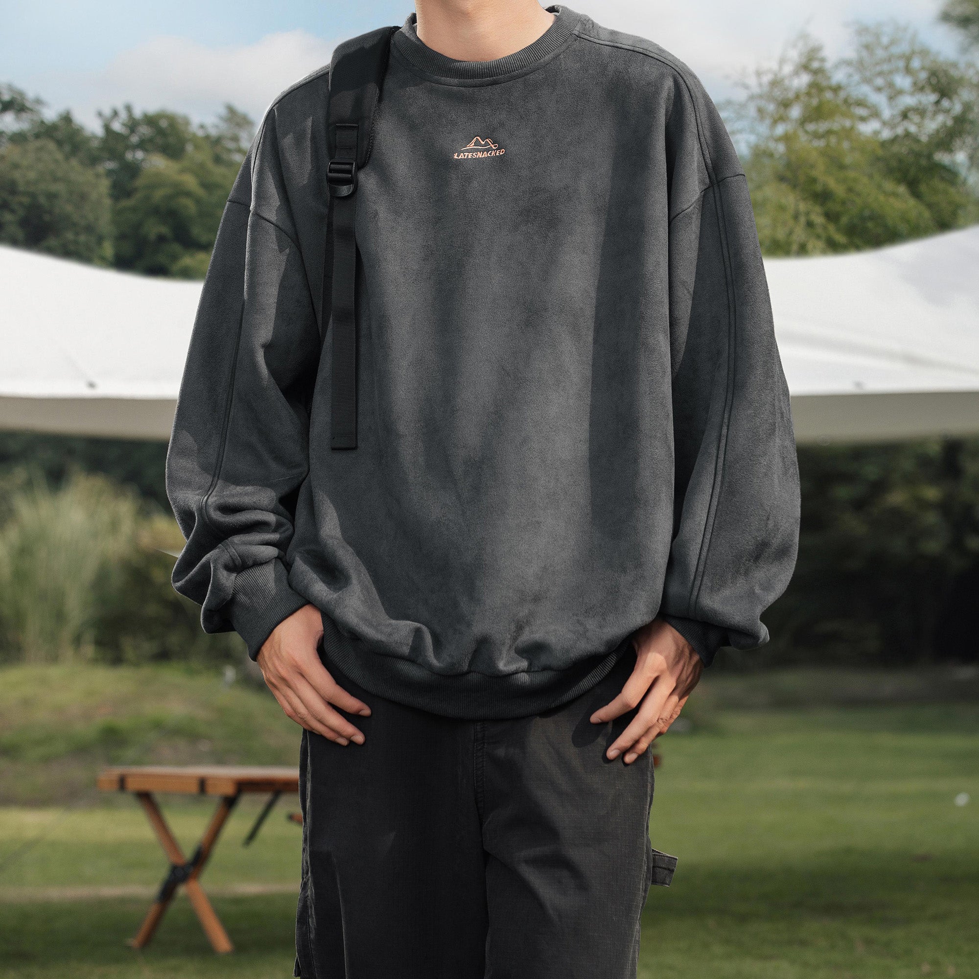 Fleece-Sweatshirt mit Vintage-Mountain-Logo