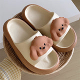 Lindas sandalias con diseño en forma de cachorro
