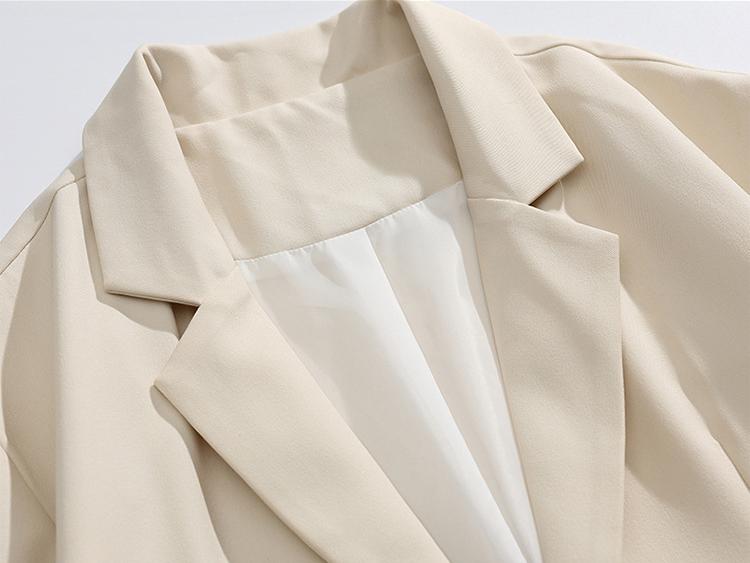 Lässiger Blazer mit aufgesetzten Taschen