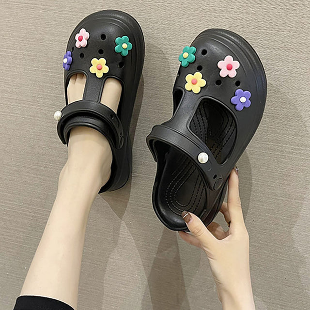 Süßer bunter Blumen-Garten-Clog