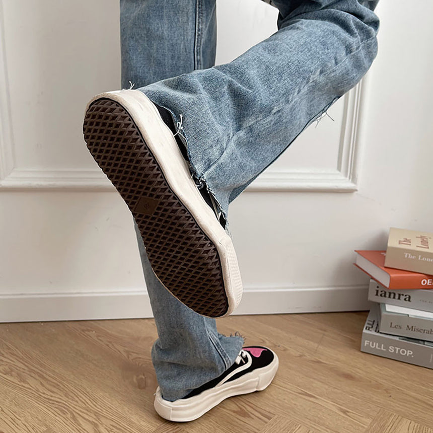 Zapatillas deportivas de lona bordadas con estampado de corazón de Oluolin