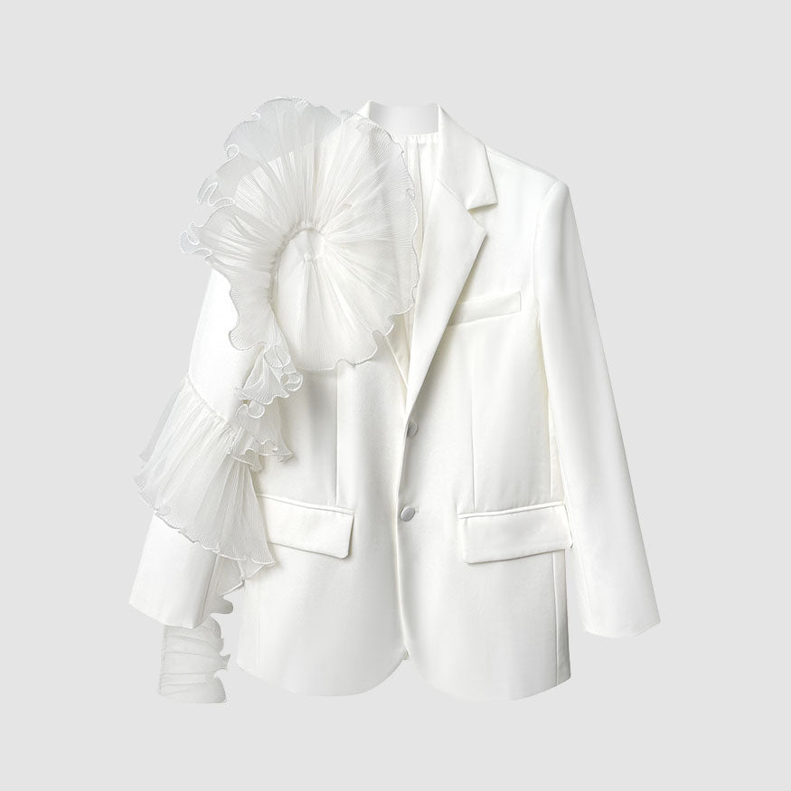Elegante blazer de malla con volantes de decoración