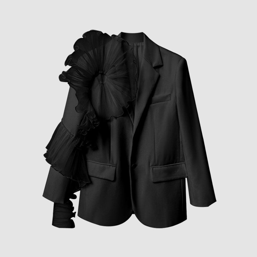 Elegante blazer de malla con volantes de decoración