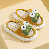 Die Pantoffel der netten Frosch-Muster-Kinder