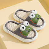 Die Pantoffel der netten Frosch-Muster-Kinder