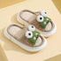 Die Pantoffel der netten Frosch-Muster-Kinder