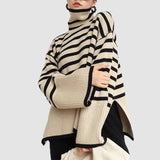 Gestreifter Rollkragenpullover