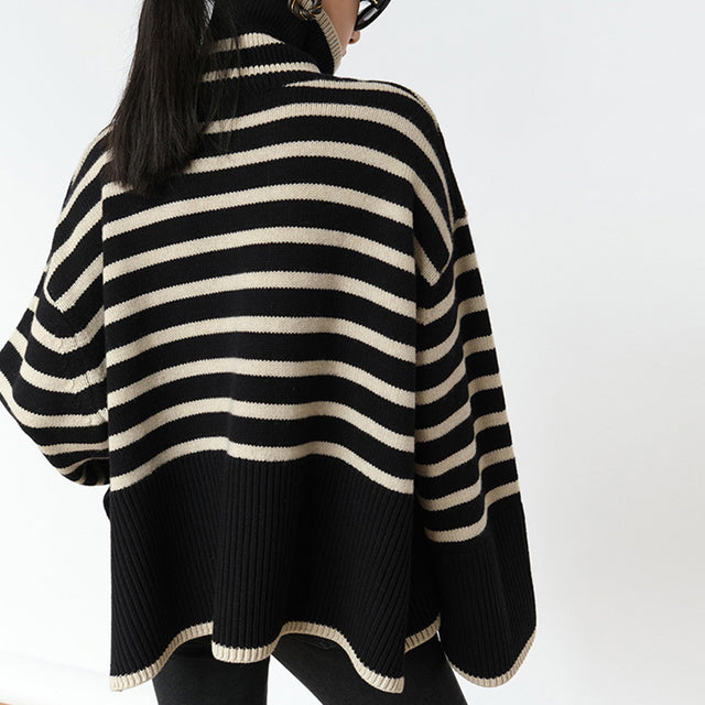 Gestreifter Rollkragenpullover