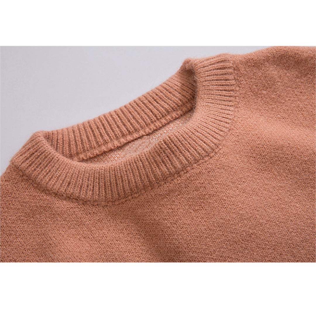 Gans gestrickter Pullover