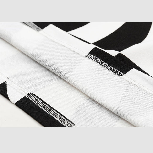 Plaid-Sweatshirt mit bestickten Buchstaben